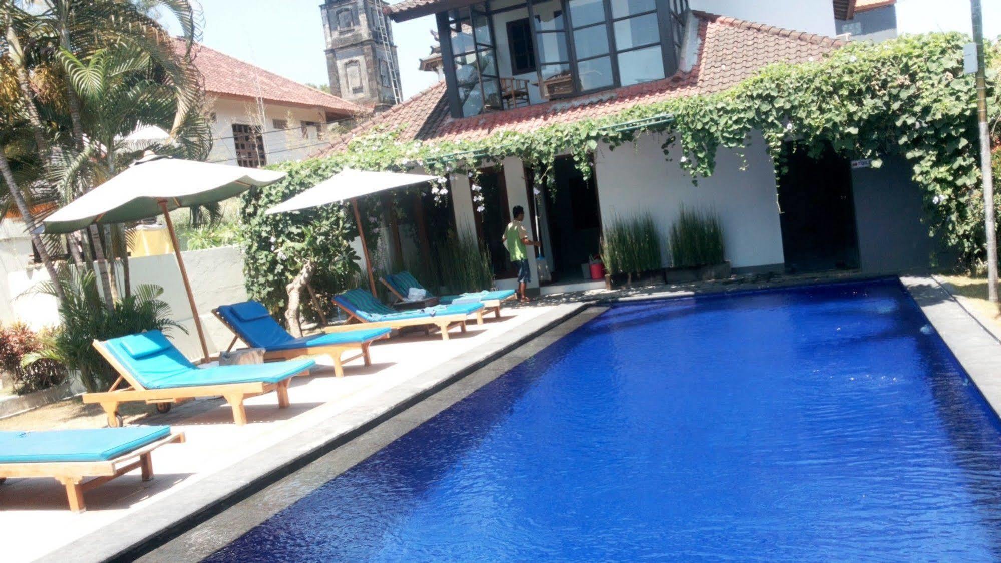 U House Seminyak Hotel Kerobokan  Luaran gambar