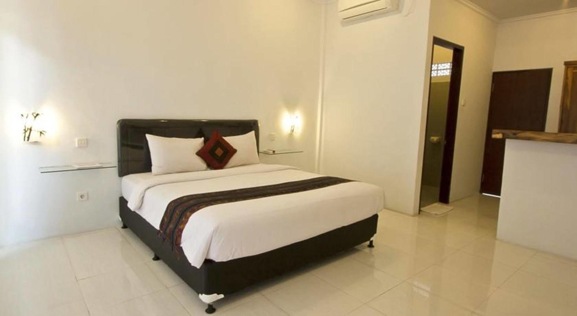 U House Seminyak Hotel Kerobokan  Luaran gambar