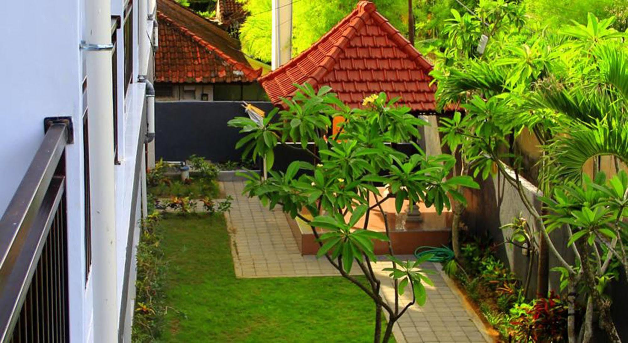 U House Seminyak Hotel Kerobokan  Luaran gambar