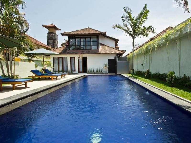 U House Seminyak Hotel Kerobokan  Luaran gambar